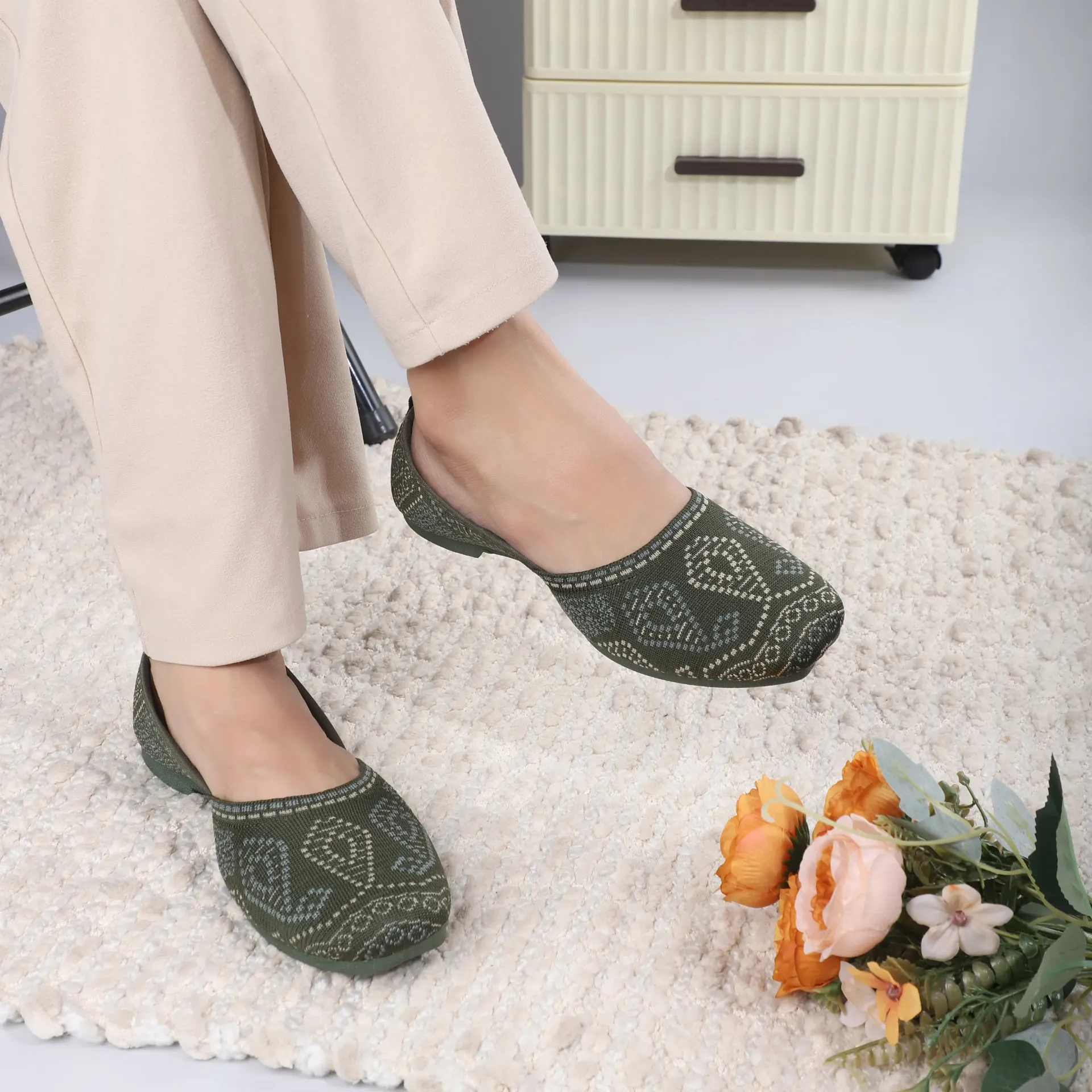 Women’s Stylish Jutti – Comfortable & Trendy Flat Shoes